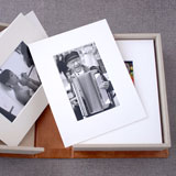 Clamshell box for professional photography prints